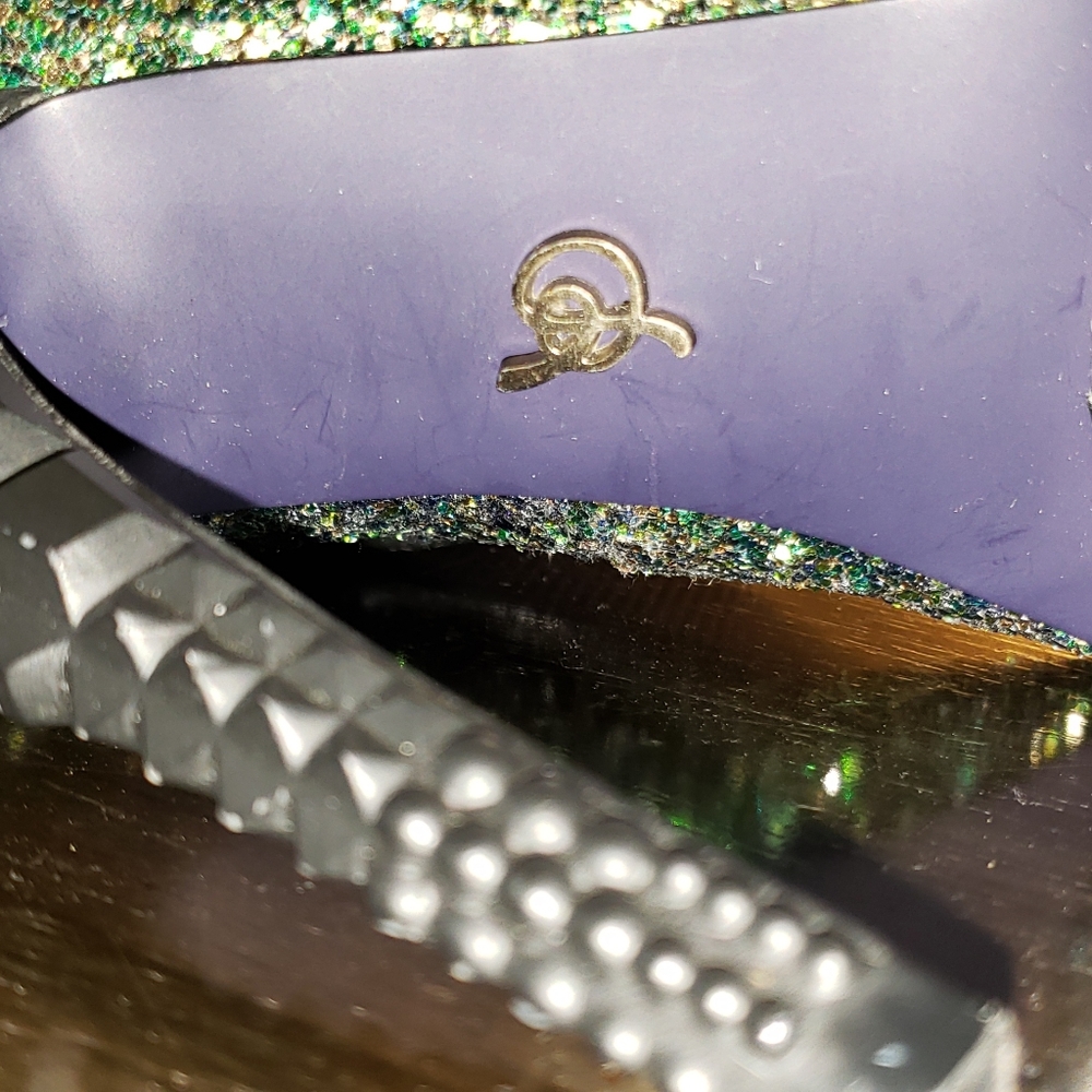 High heels - Picture 5 of 7